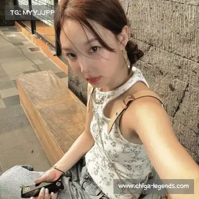 滑凤默